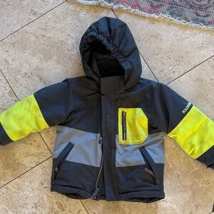 Kids Black and Yellow Hooded Jacket Bouldergear 3T